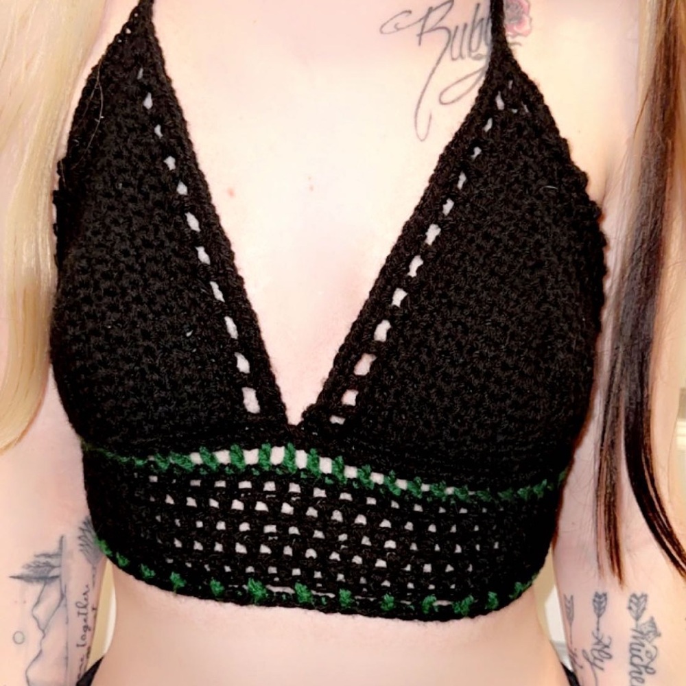 Basic Band Crop - image 3